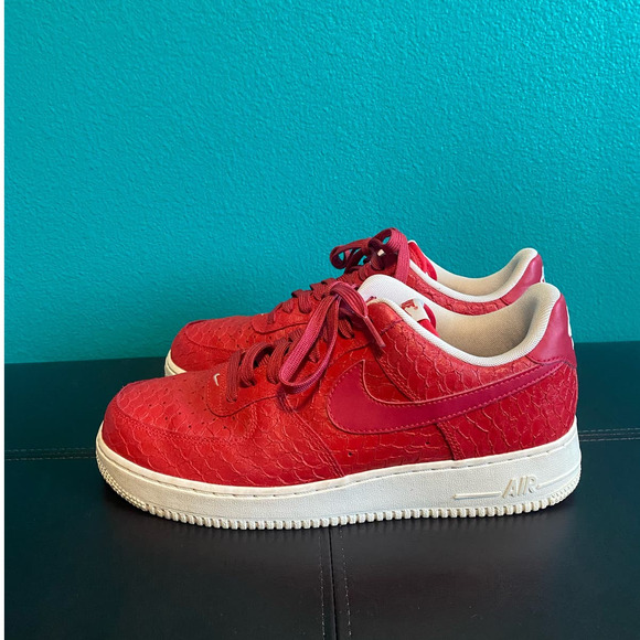 Nike Air Force 1 Red Dragon Sneakers 718152-606 Men's 9.5 - Picture 6 of 14